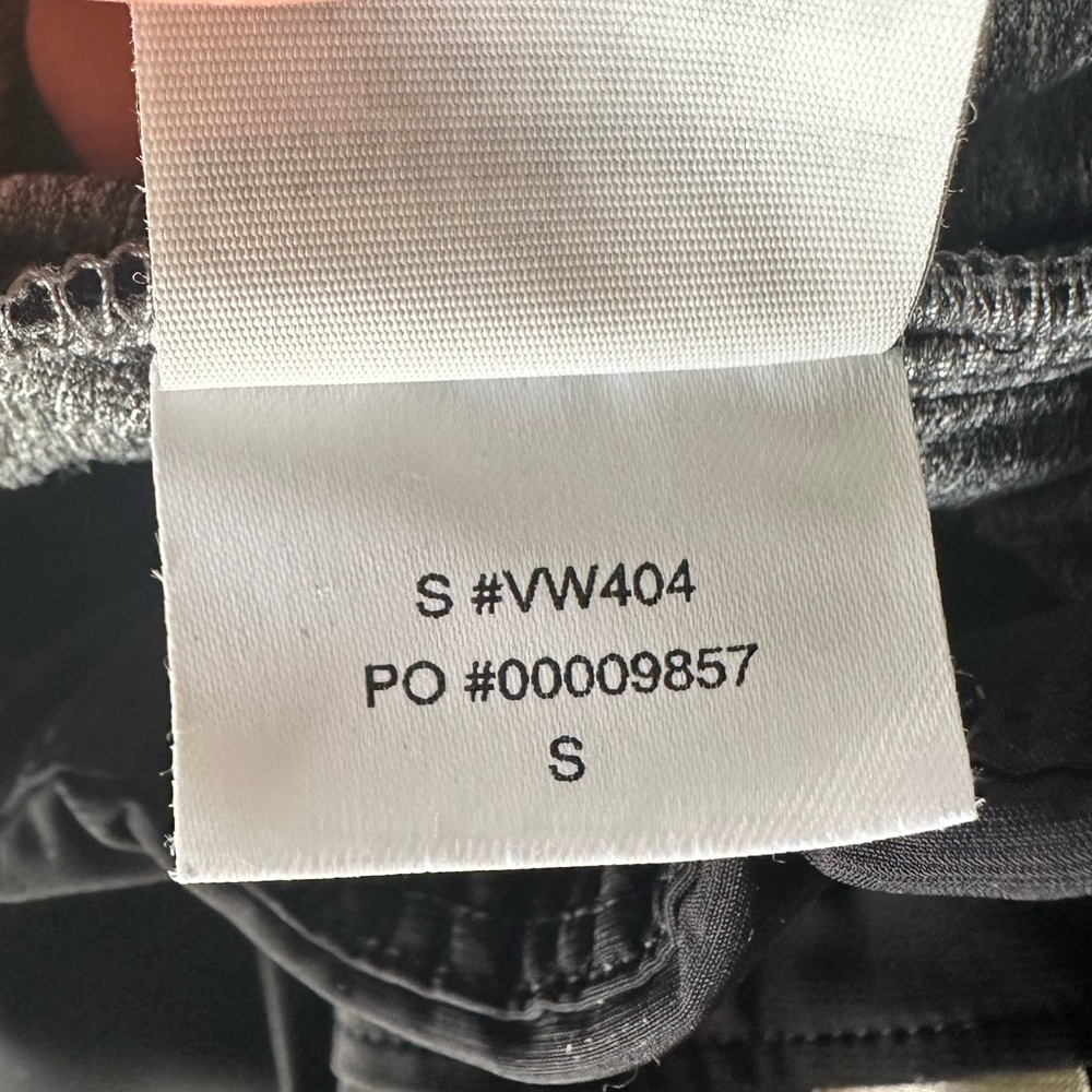 Vuori Miles Ankle Pant Performance Stretch Black VW404 Women’s Size Small - Picture 8 of 8